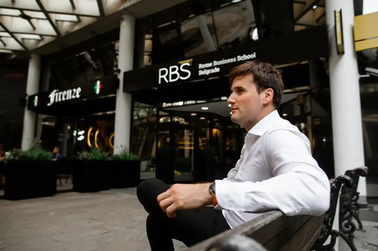 vesti/Scholarships--Financing-_6